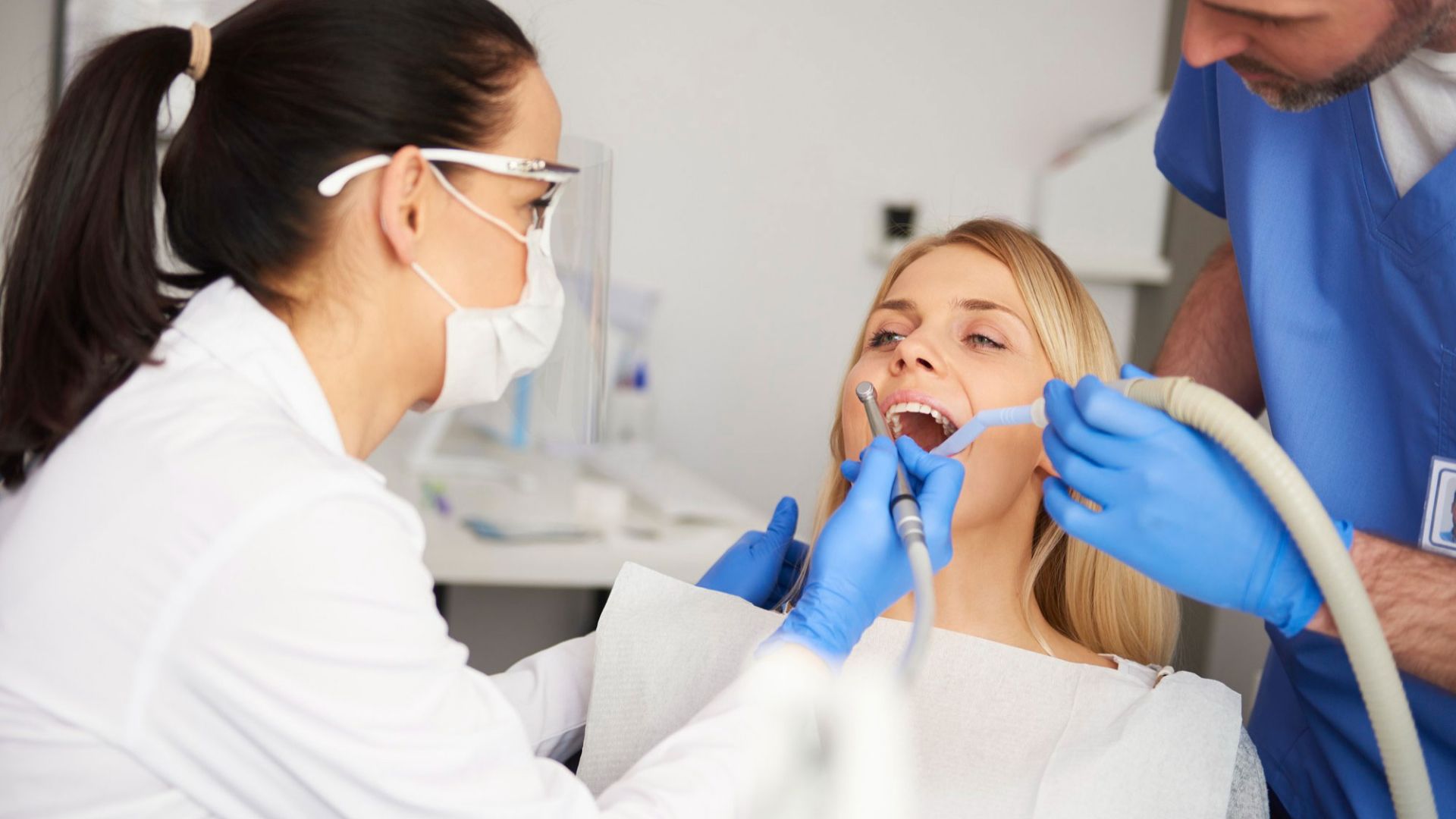 What GCSEs Do You Need to be a Dentist? Your Essential Guide