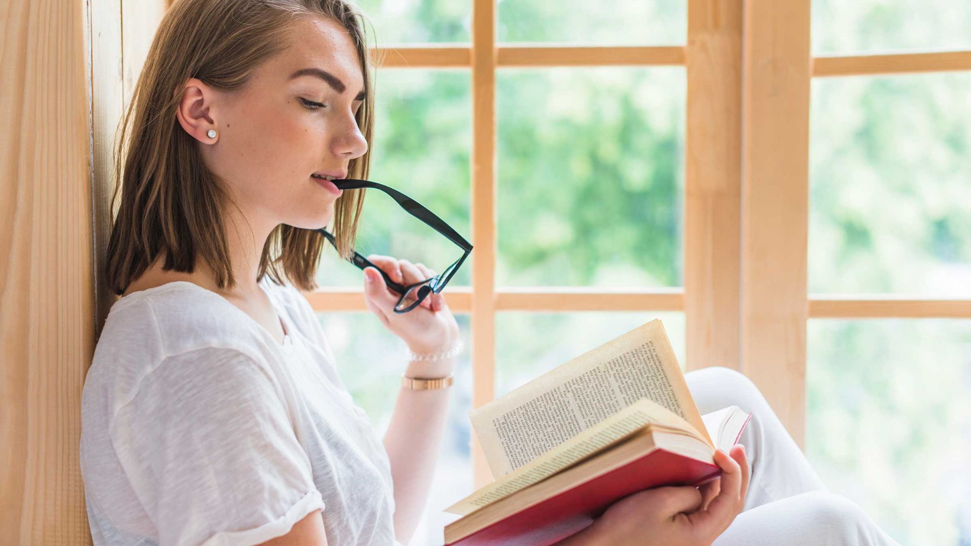Why Study GCSE English? What You Will Learn and What Pathways It Enables