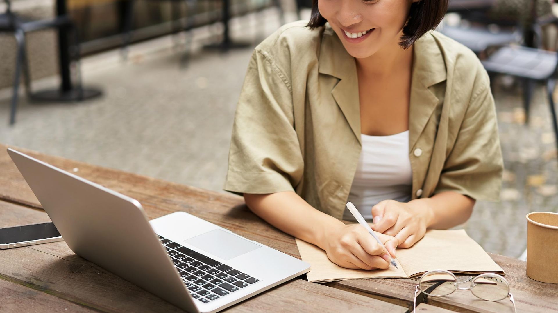 How to Prepare for GCSEs: The Ultimate Guide for Independent Learners