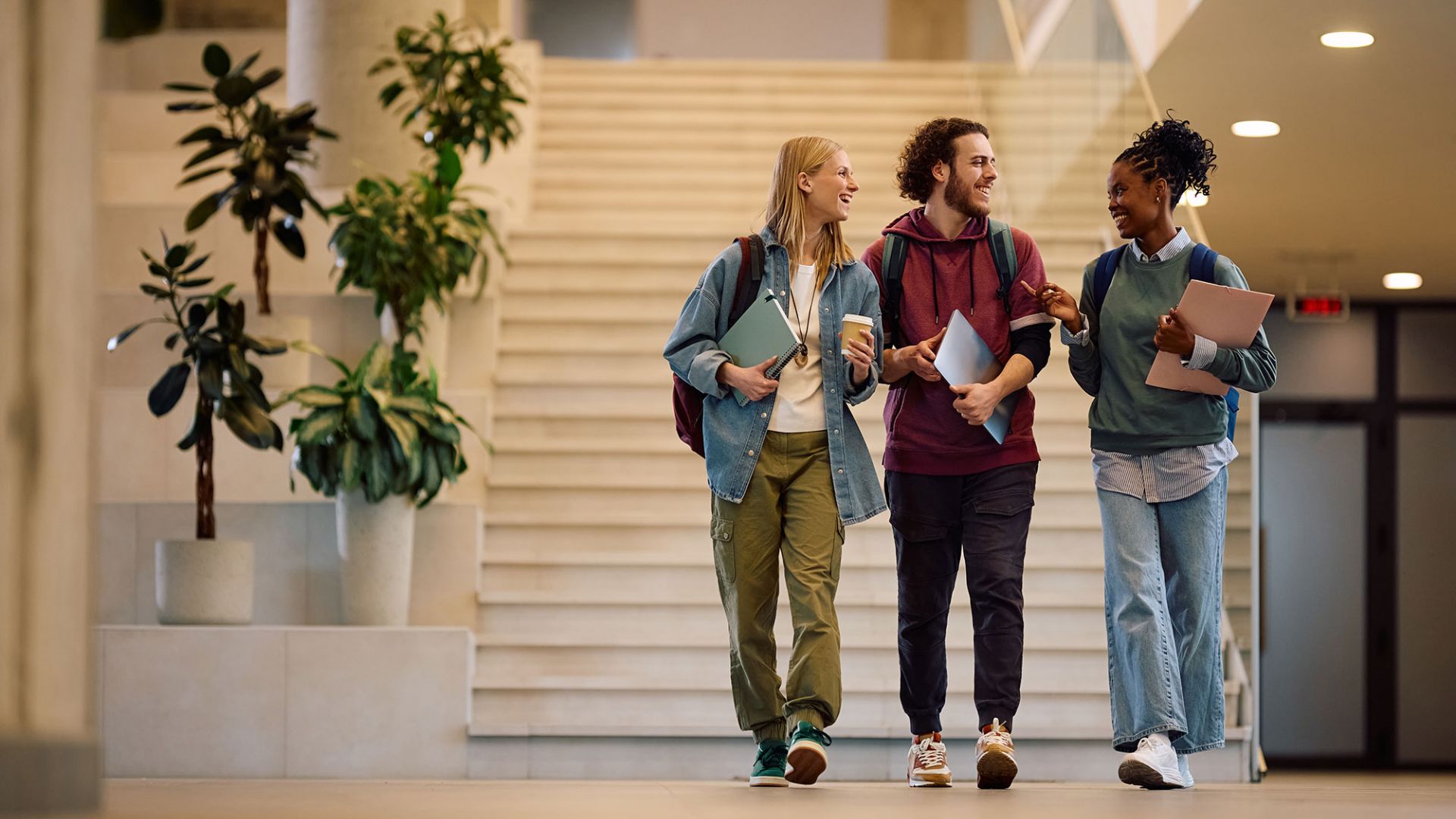 How to Choose the Best University for You (4 Steps for Success)
